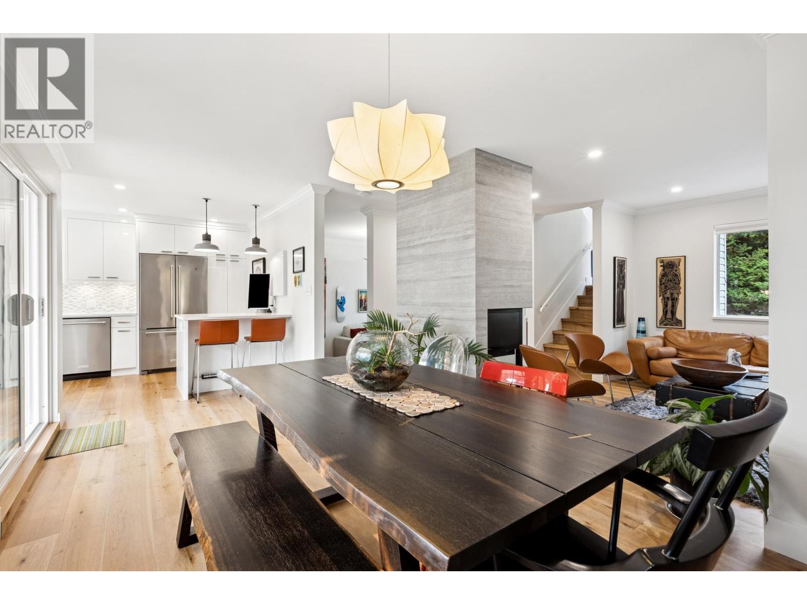 239 W 22nd Street, North Vancouver, British Columbia  V7M 2A2 - Photo 6 - R3045755