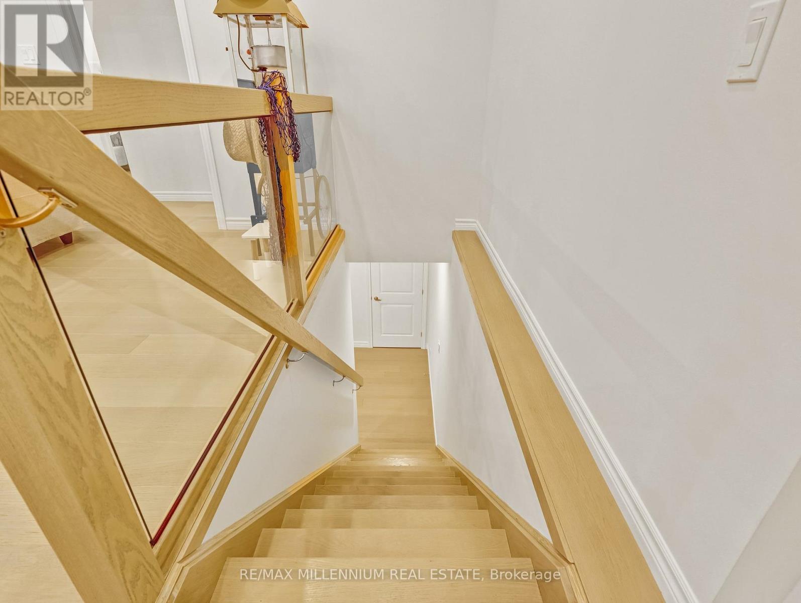 250 Hill Street, Central Elgin, Ontario  N5L 1J8 - Photo 21 - X12392585