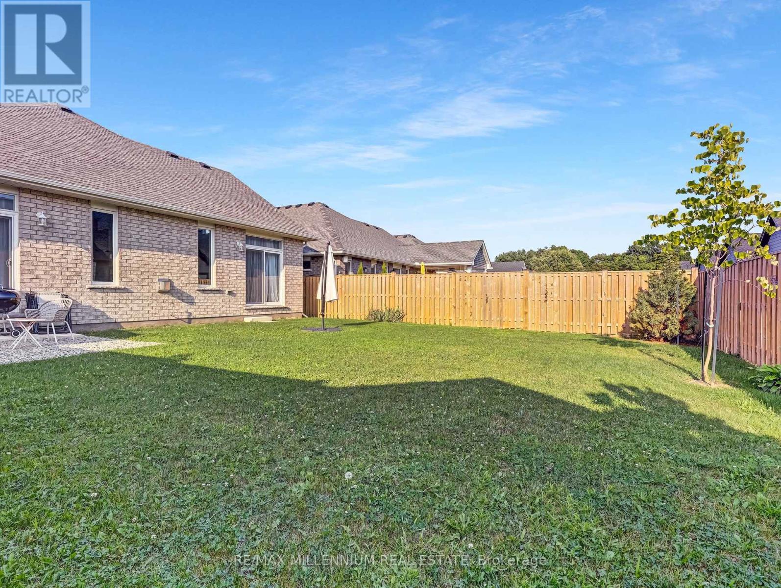 250 Hill Street, Central Elgin, Ontario  N5L 1J8 - Photo 34 - X12392585
