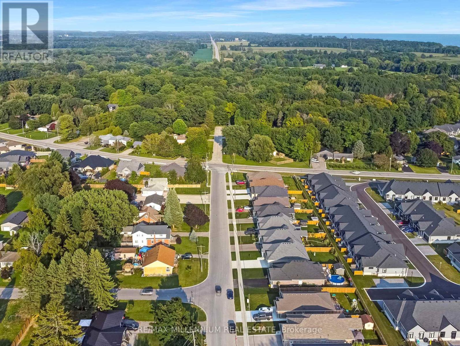 250 Hill Street, Central Elgin, Ontario  N5L 1J8 - Photo 47 - X12392585