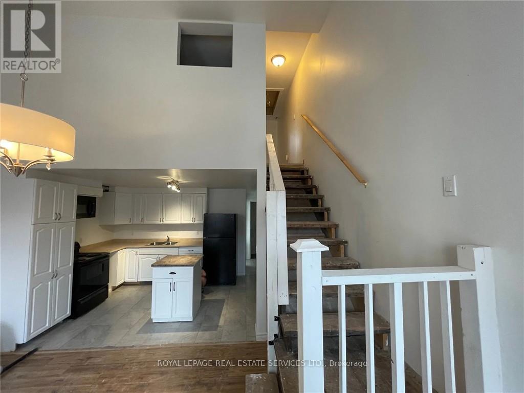 419 Richmond Street, London East (East F), Ontario  N6A 3C8 - Photo 5 - X12392642