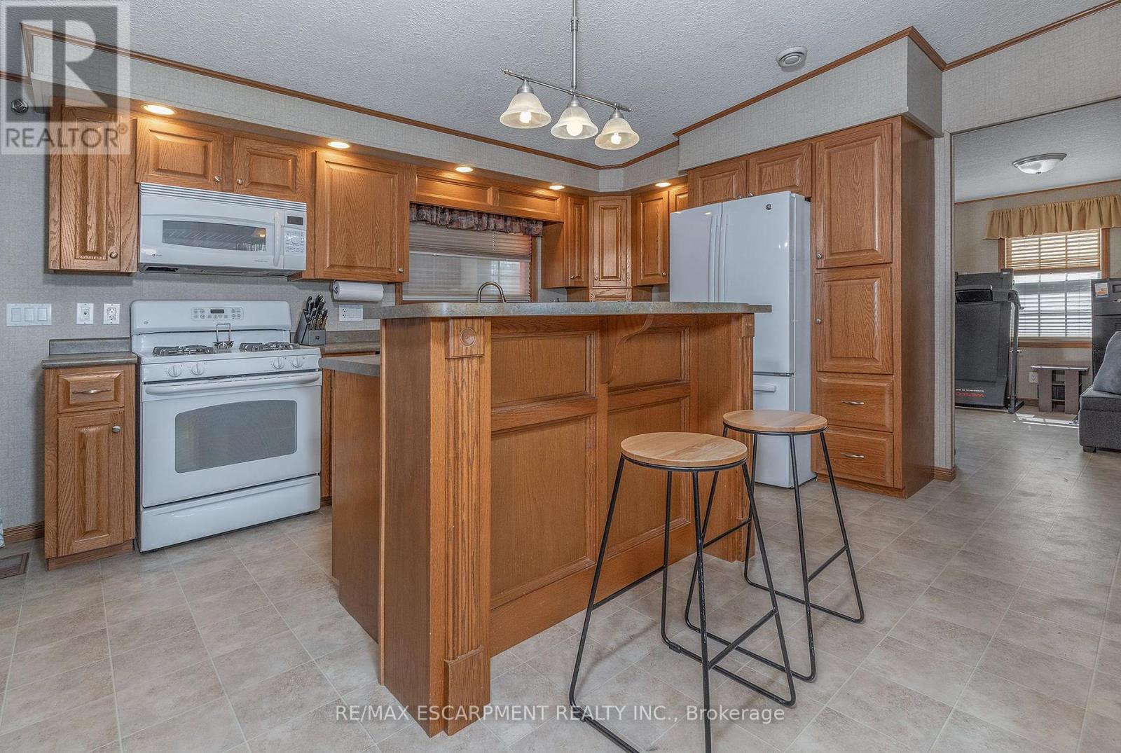 1161 4th Concession Road W, Hamilton, Ontario  L8B 0X3 - Photo 10 - X12392697