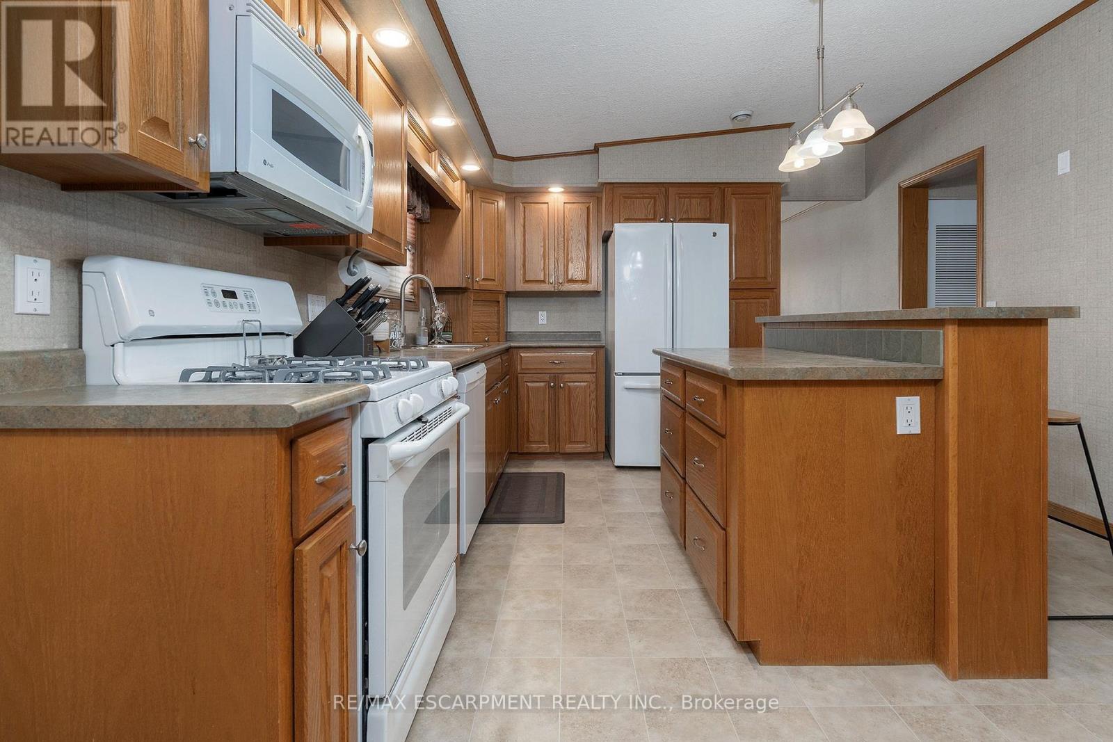 1161 4th Concession Road W, Hamilton, Ontario  L8B 0X3 - Photo 8 - X12392697