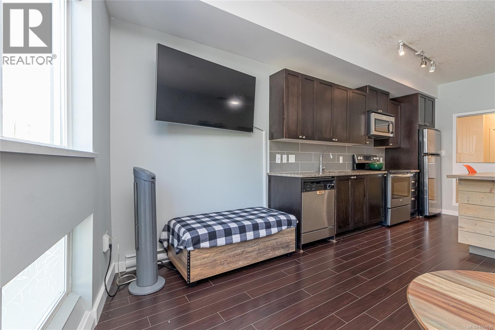 206 99 Chapel St, Nanaimo, British Columbia  V9R 5H3 - Photo 13 - 1008535