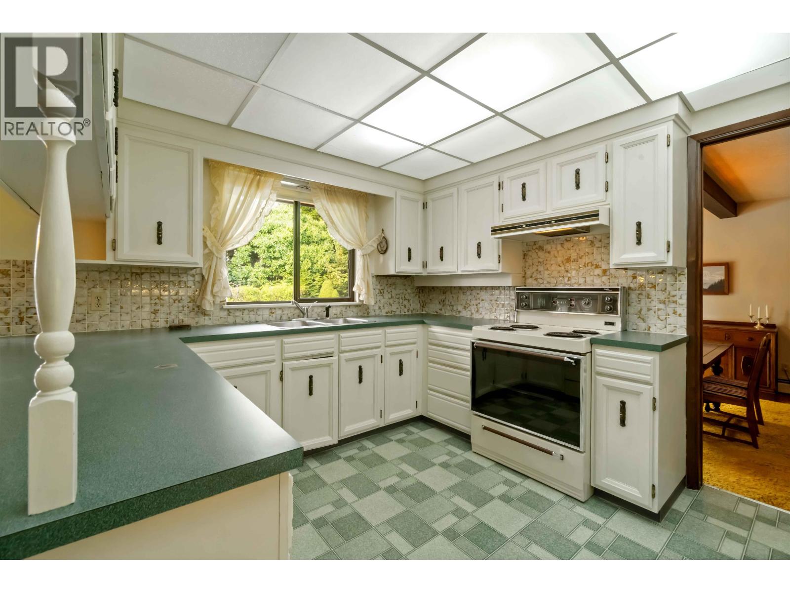 4228 Staulo Crescent, Vancouver, British Columbia  V6N 3S2 - Photo 9 - R3045065