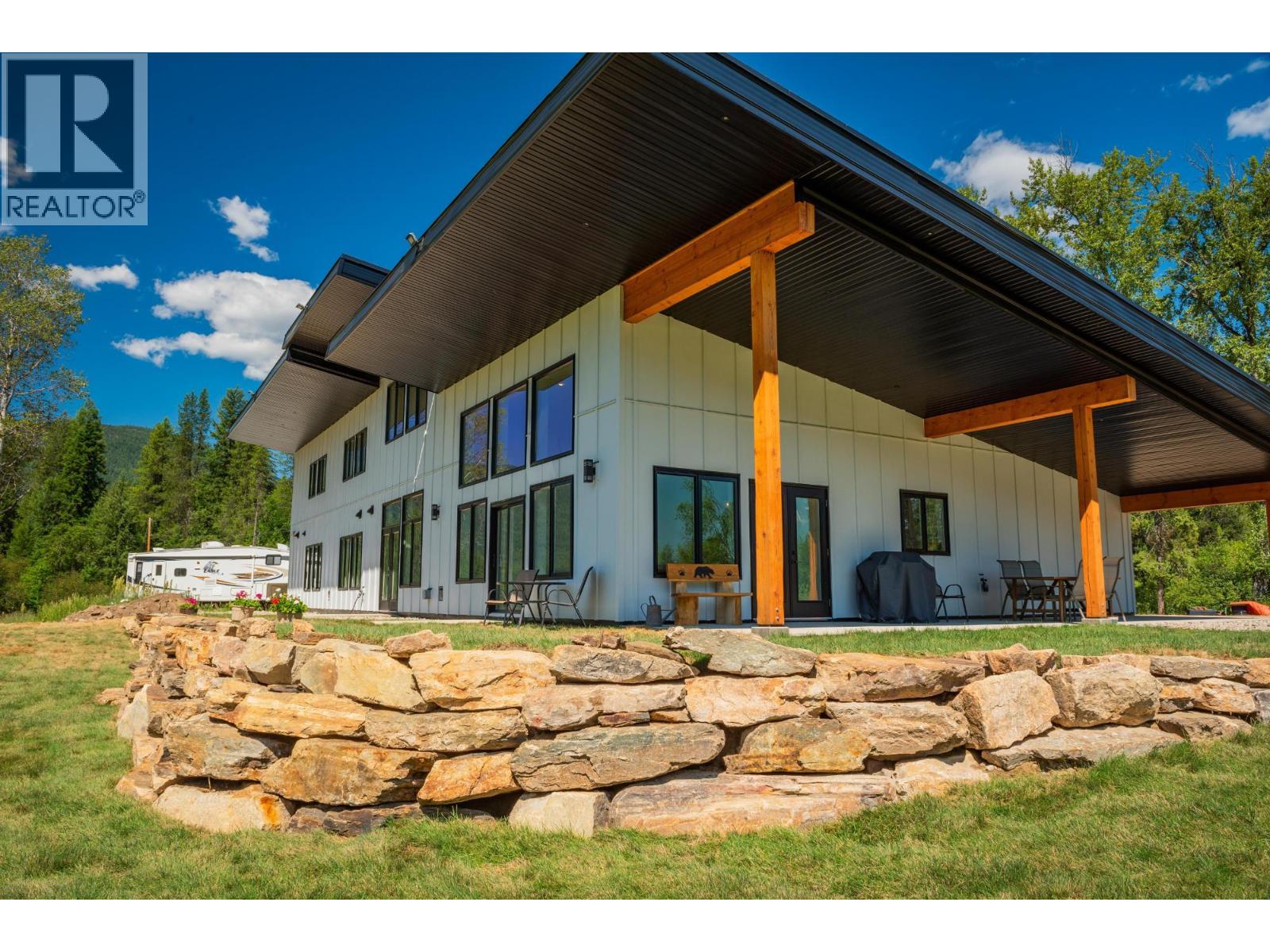 2335 Pass Creek Road, Castlegar, British Columbia  v1n 4t4 - Photo 17 - 10362292