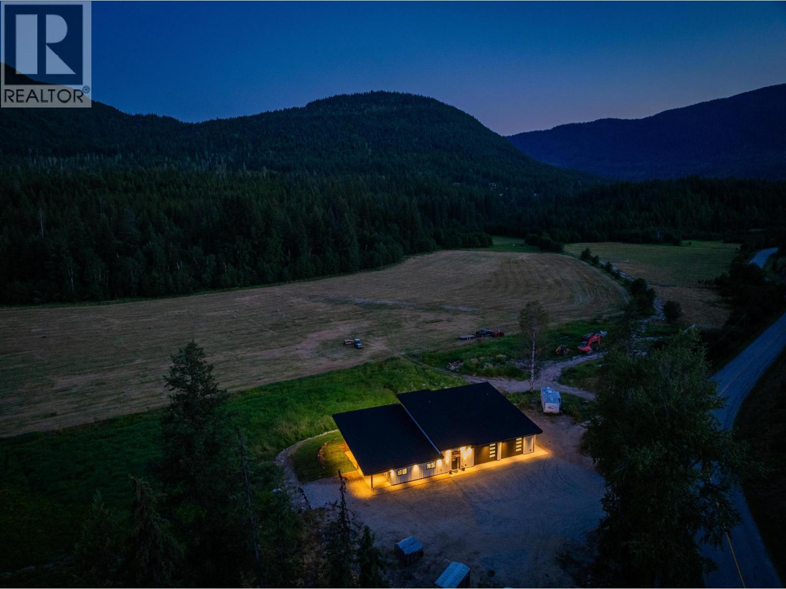 2335 Pass Creek Road, Castlegar, British Columbia  v1n 4t4 - Photo 3 - 10362292