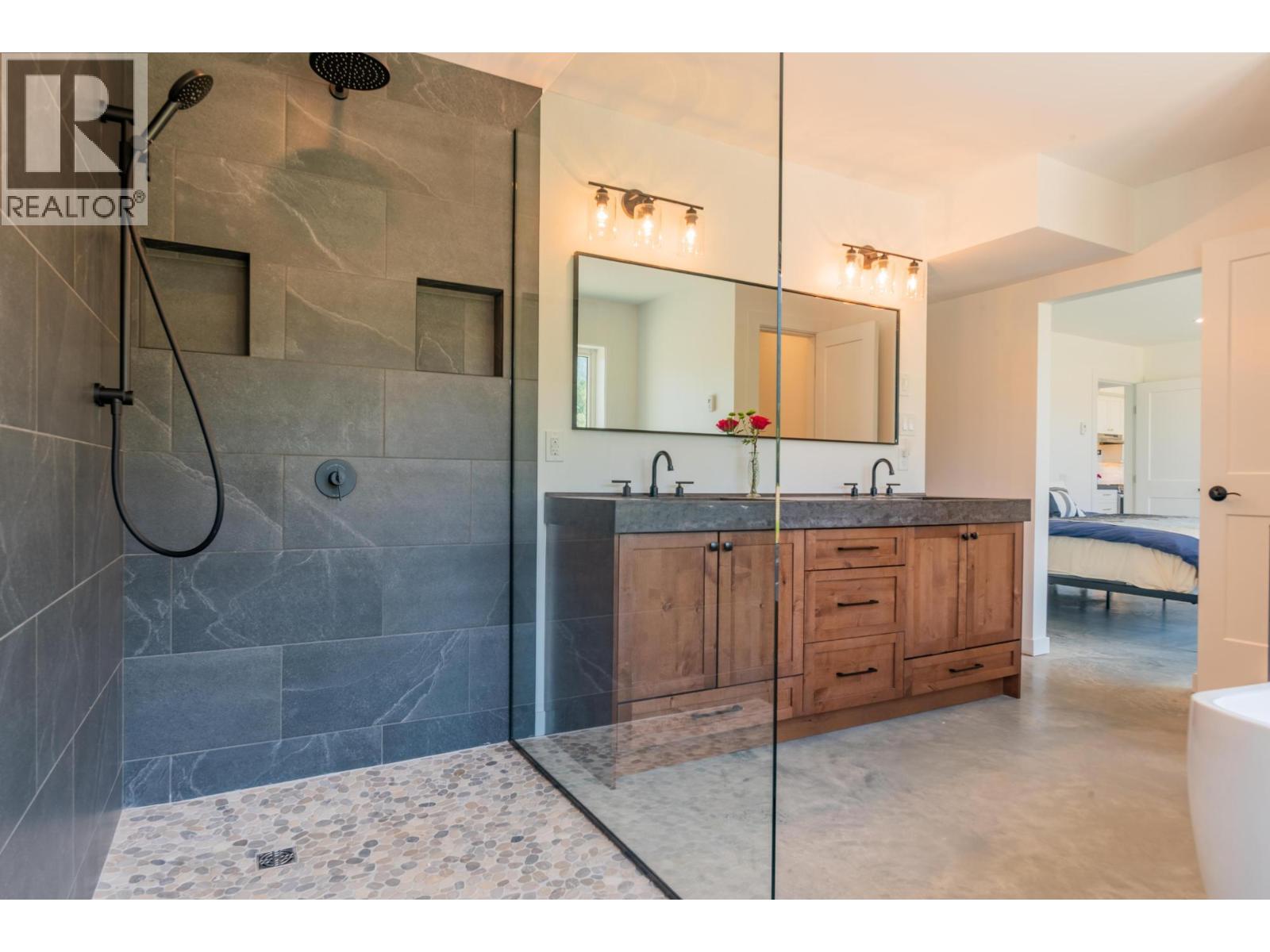 2335 Pass Creek Road, Castlegar, British Columbia  v1n 4t4 - Photo 45 - 10362292