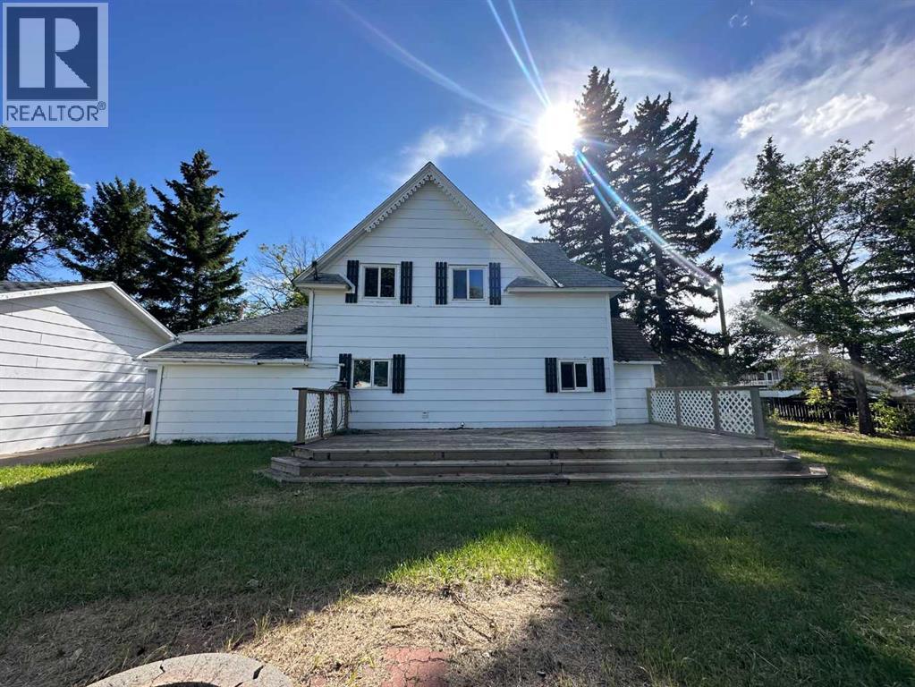 5003 51 Street, Lougheed, Alberta  T0B 2V0 - Photo 3 - A2205506