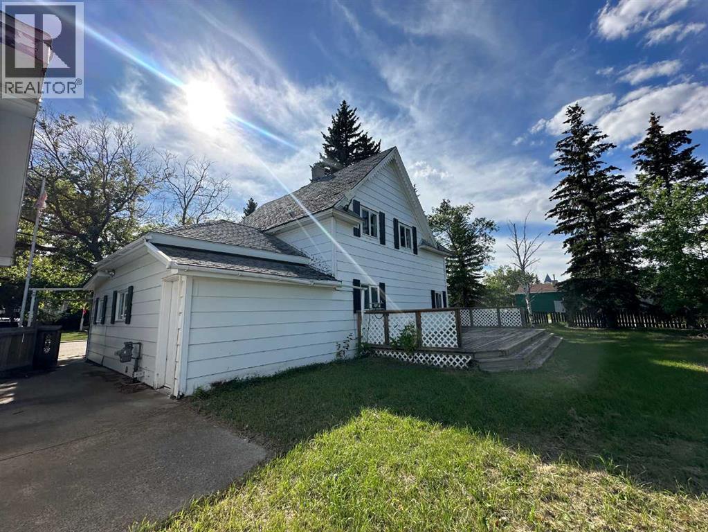 5003 51 Street, Lougheed, Alberta  T0B 2V0 - Photo 35 - A2205506