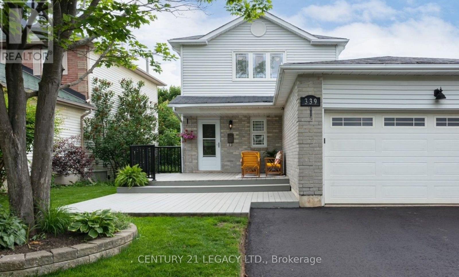 Upper - 339 Lewis Drive W, Orangeville, Ontario  L9W 4P8 - Photo 2 - W12372831