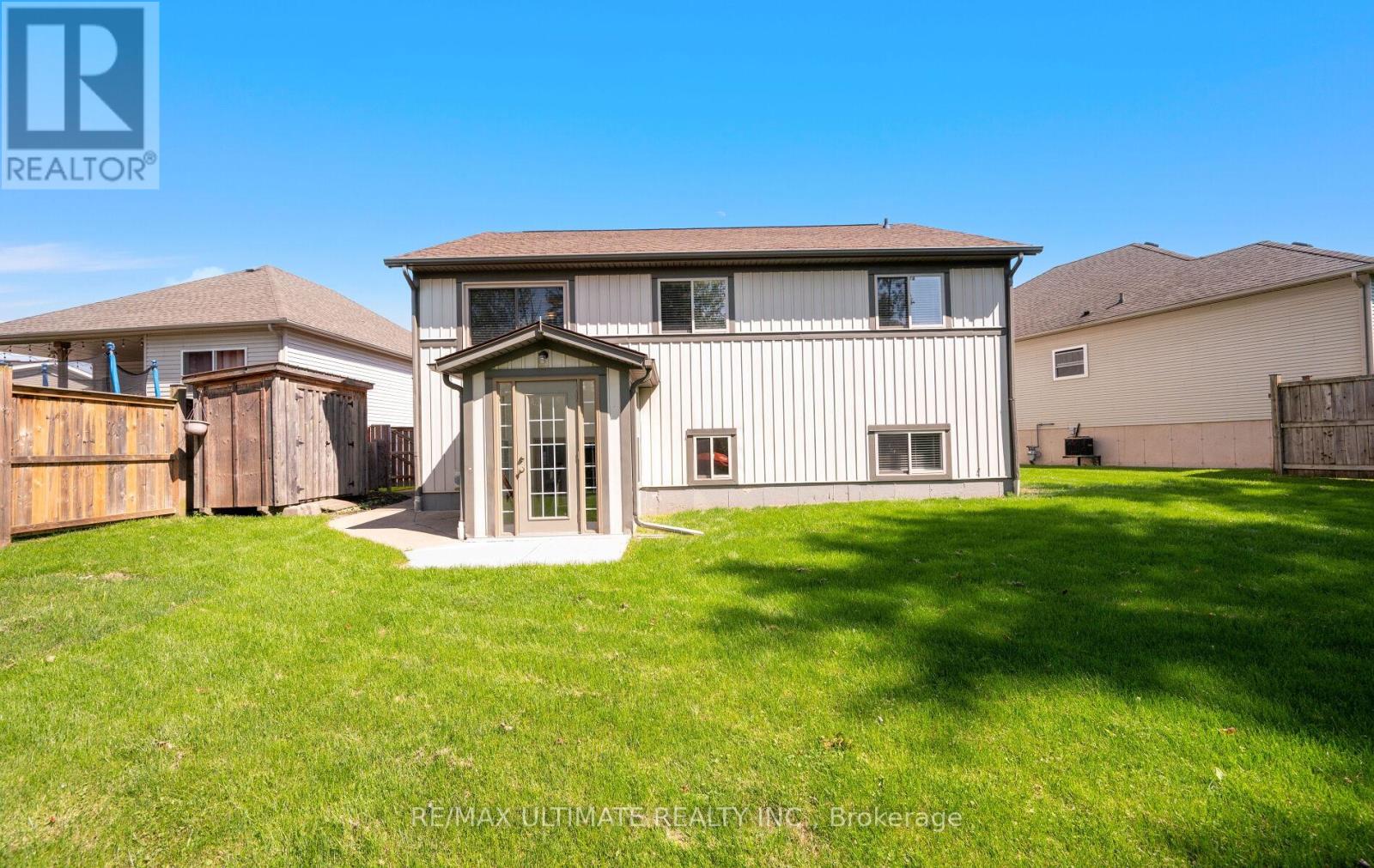 893 Canada Drive, Fort Erie, Ontario  L2A 6E9 - Photo 38 - X12392508
