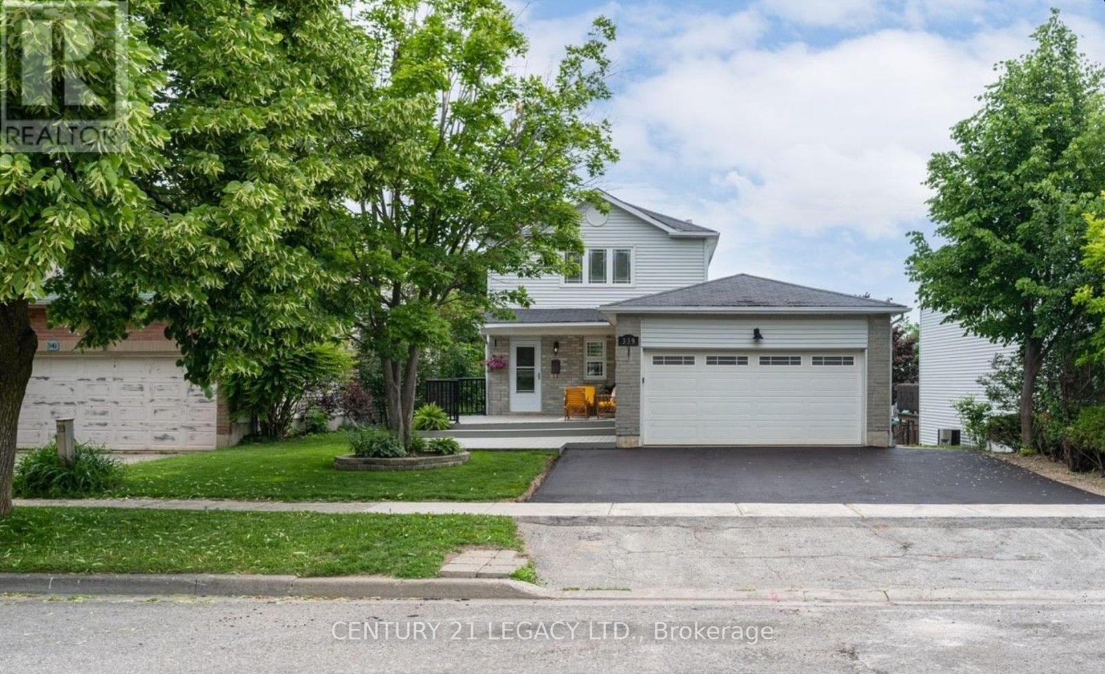 Upper - 339 Lewis Drive W, Orangeville, Ontario  L9W 4P8 - Photo 1 - W12372831