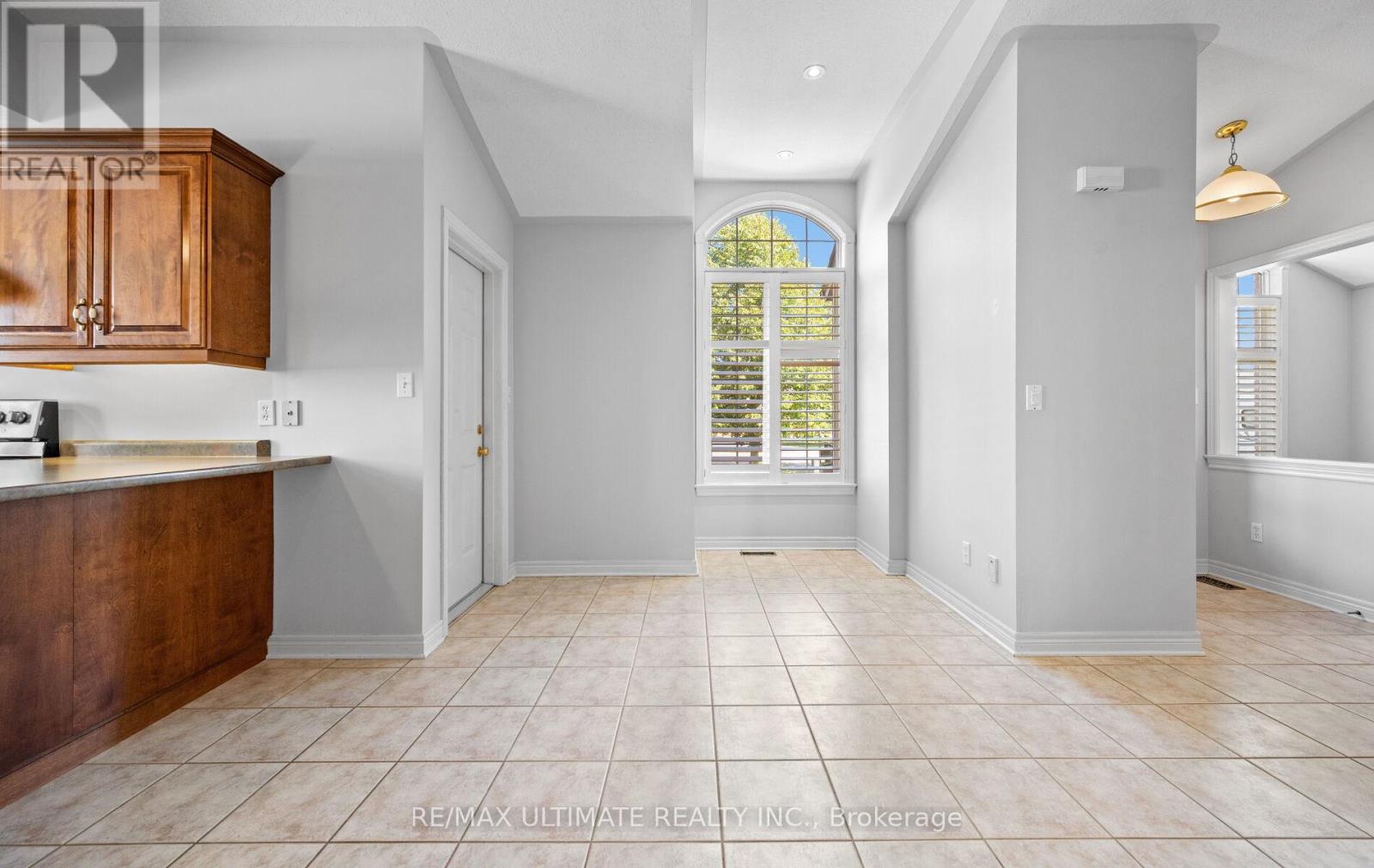 893 Canada Drive, Fort Erie, Ontario  L2A 6E9 - Photo 34 - X12392508