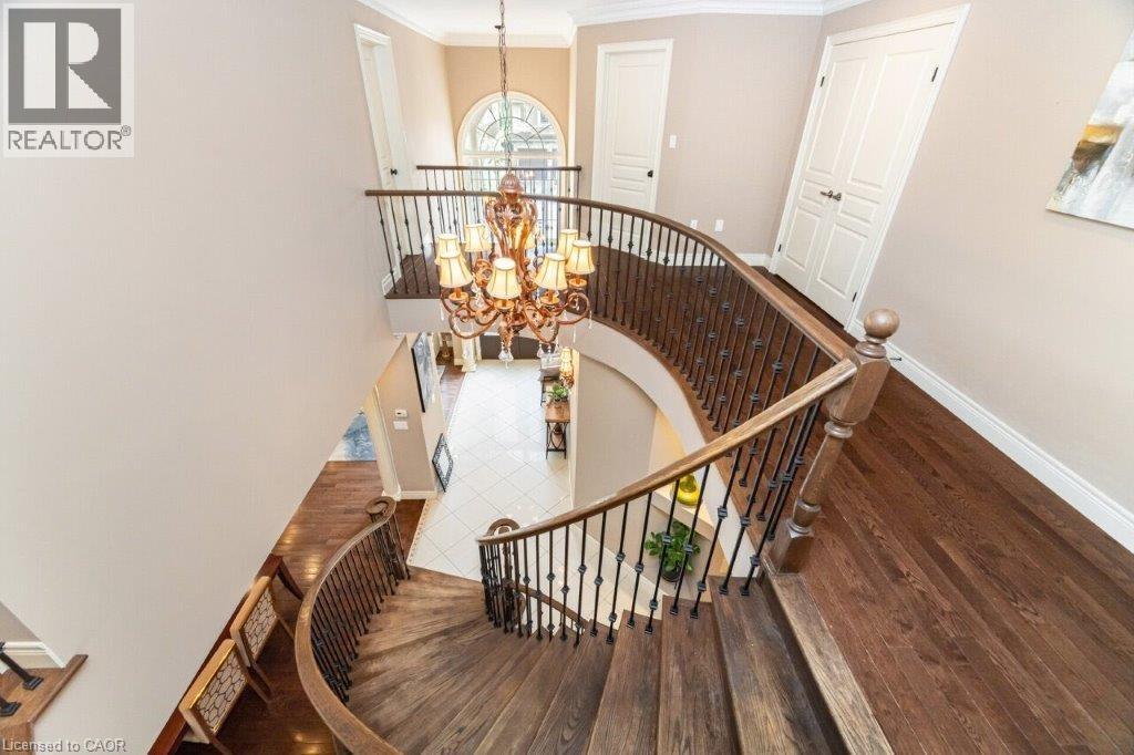 9 Lorupe Court, Hamilton, Ontario  L9G 0B4 - Photo 18 - 40767960