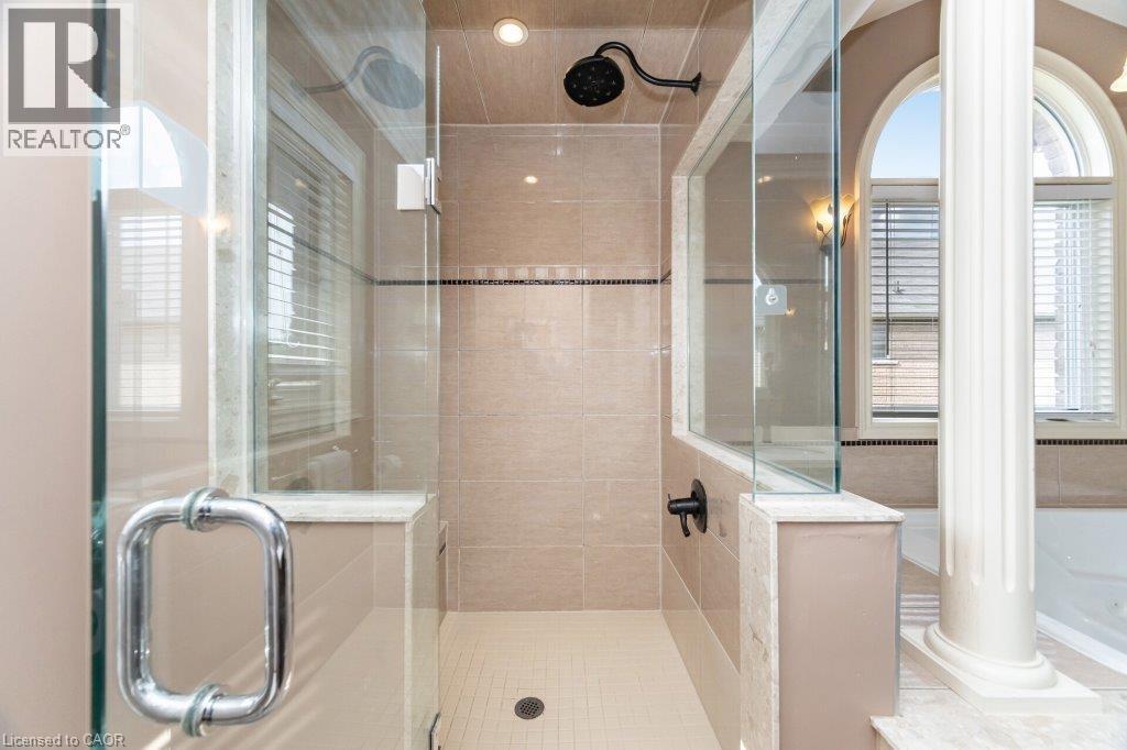 9 Lorupe Court, Hamilton, Ontario  L9G 0B4 - Photo 23 - 40767960