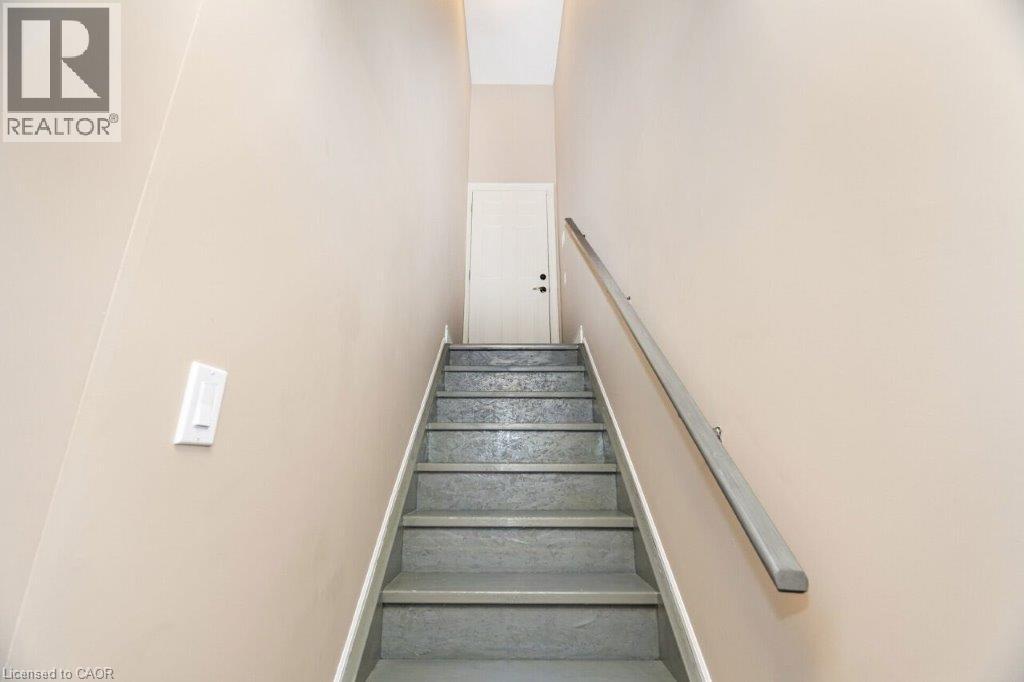 9 Lorupe Court, Hamilton, Ontario  L9G 0B4 - Photo 44 - 40767960