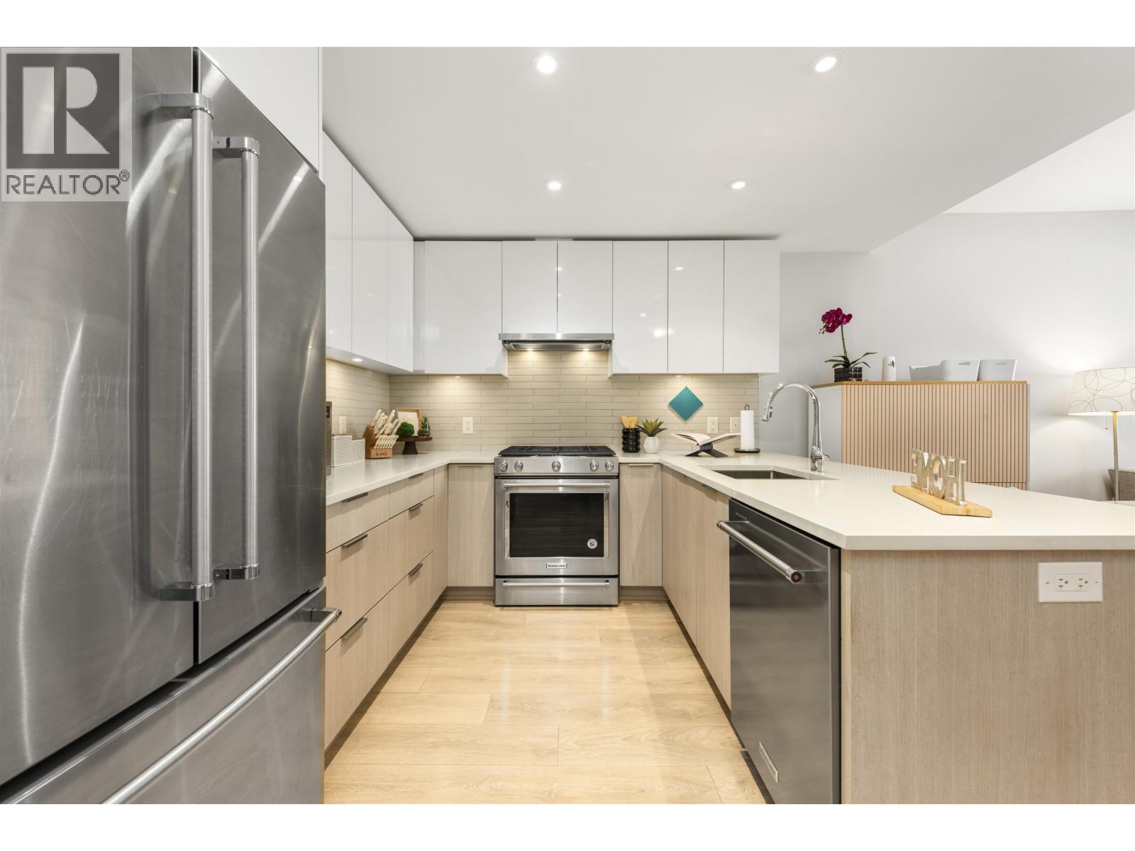 3574 Sawmill Crescent, Vancouver, British Columbia  V5S 0H5 - Photo 2 - R3045338