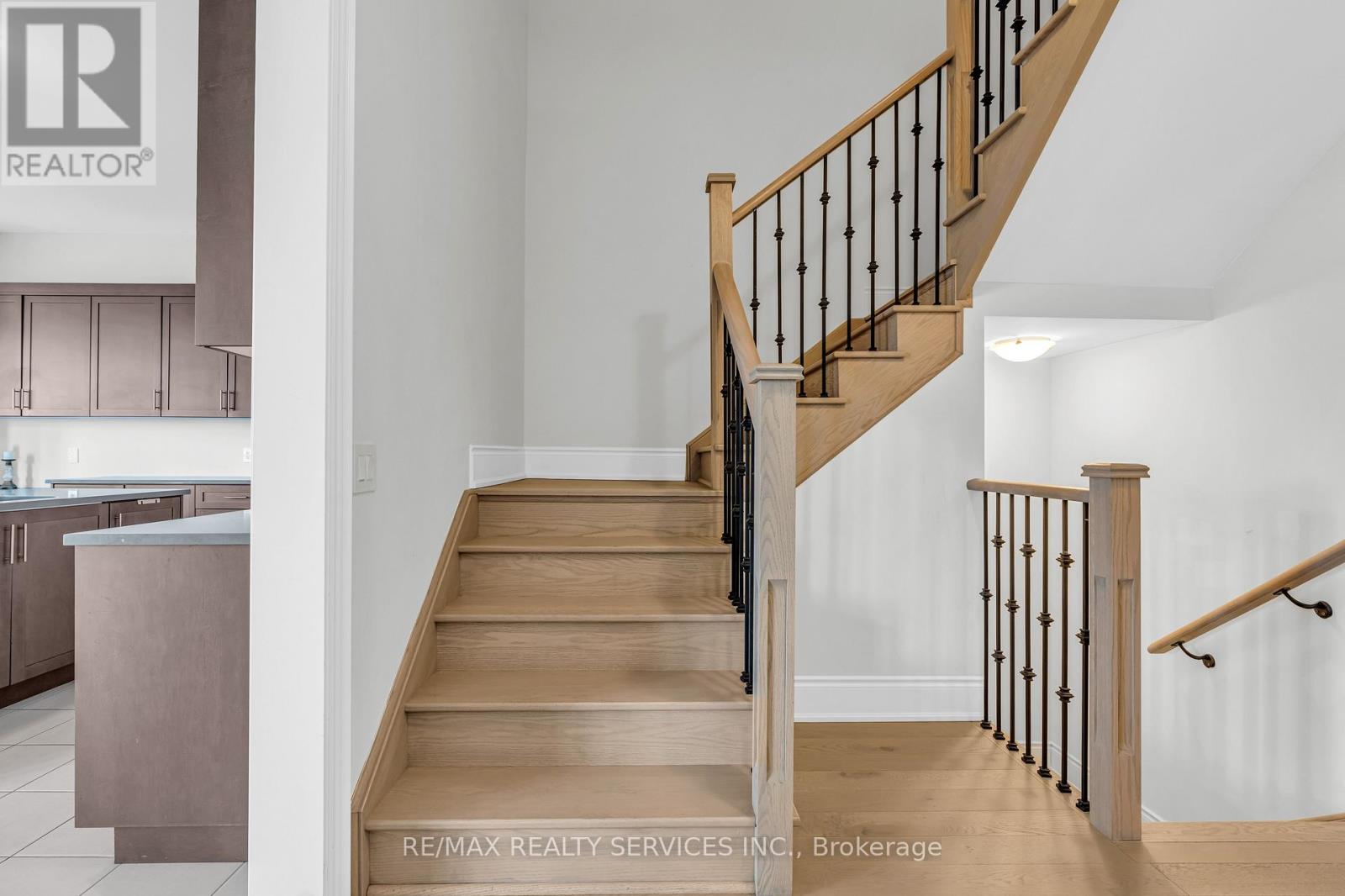 67 James Walker Avenue, Caledon, Ontario  L7C 4M8 - Photo 15 - W12392771