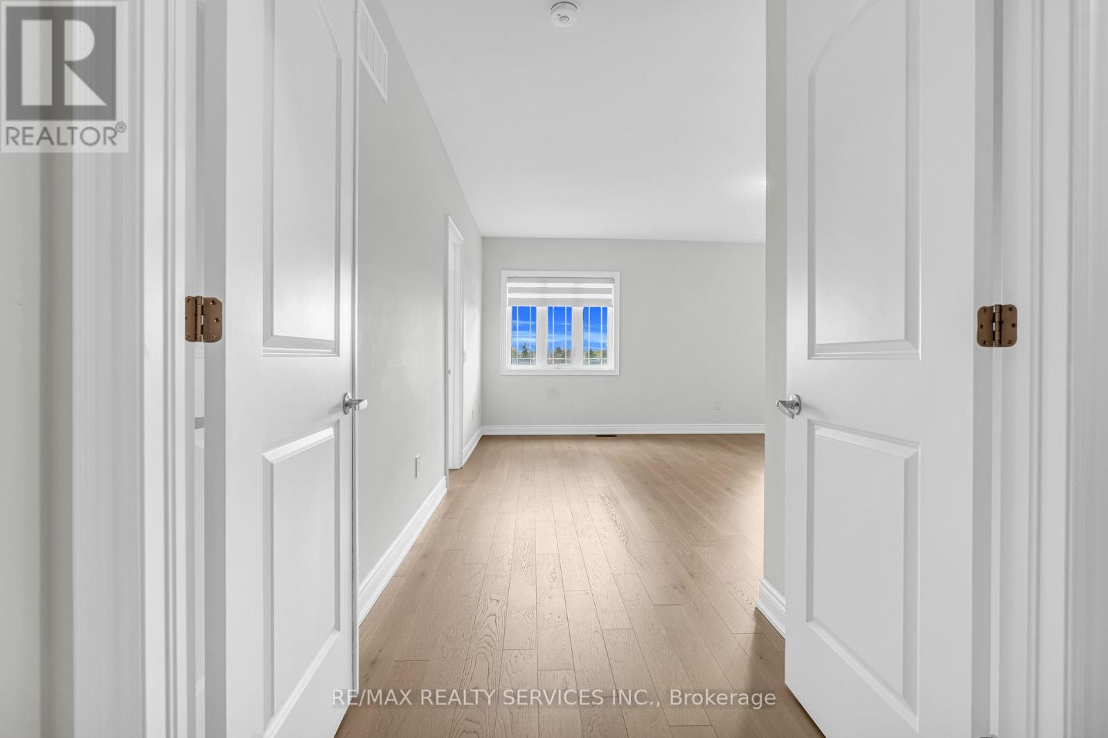 67 James Walker Avenue, Caledon, Ontario  L7C 4M8 - Photo 18 - W12392771