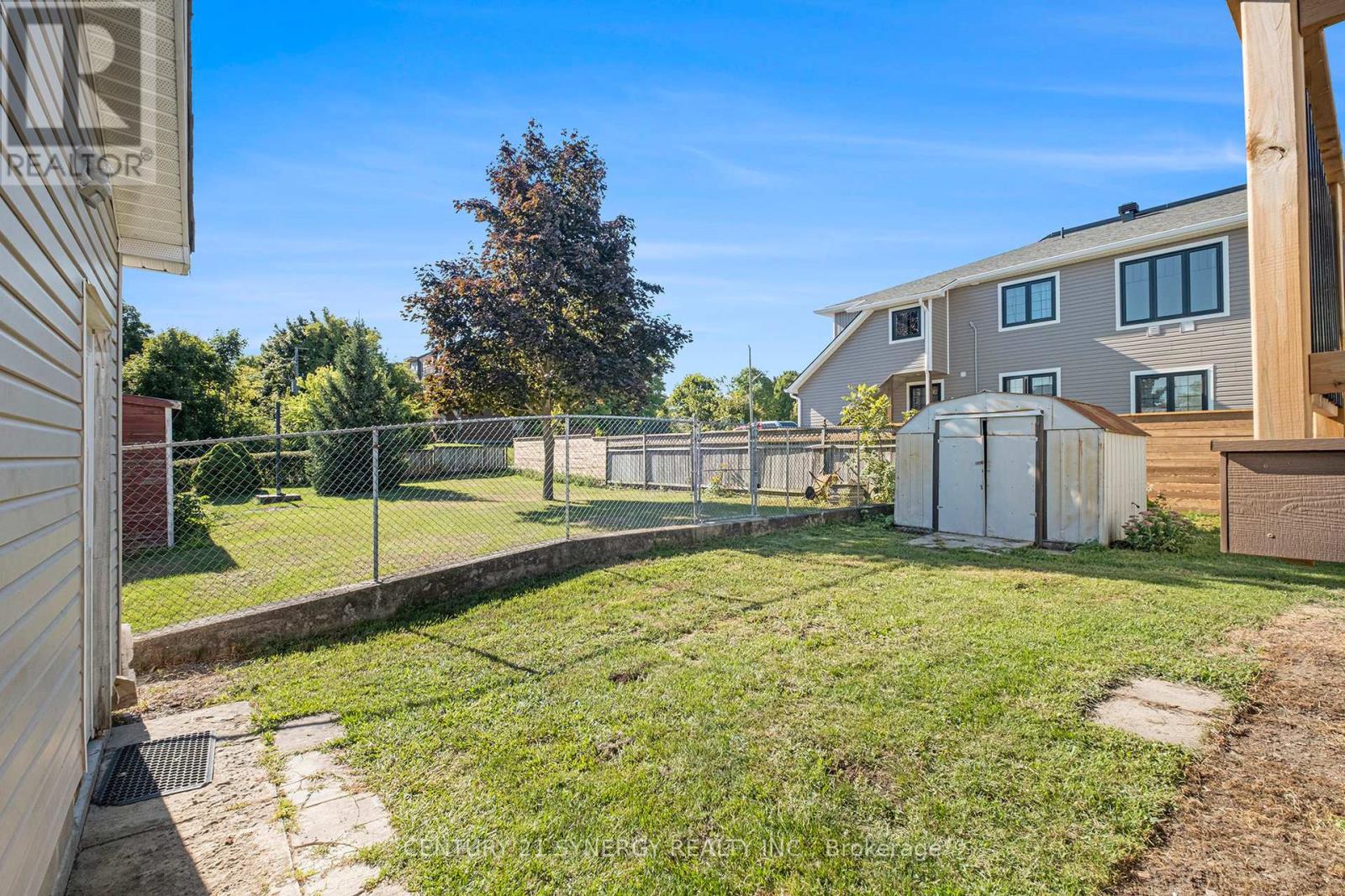 24 Elm Street E, Smiths Falls, Ontario  K7A 3S8 - Photo 17 - X12392847
