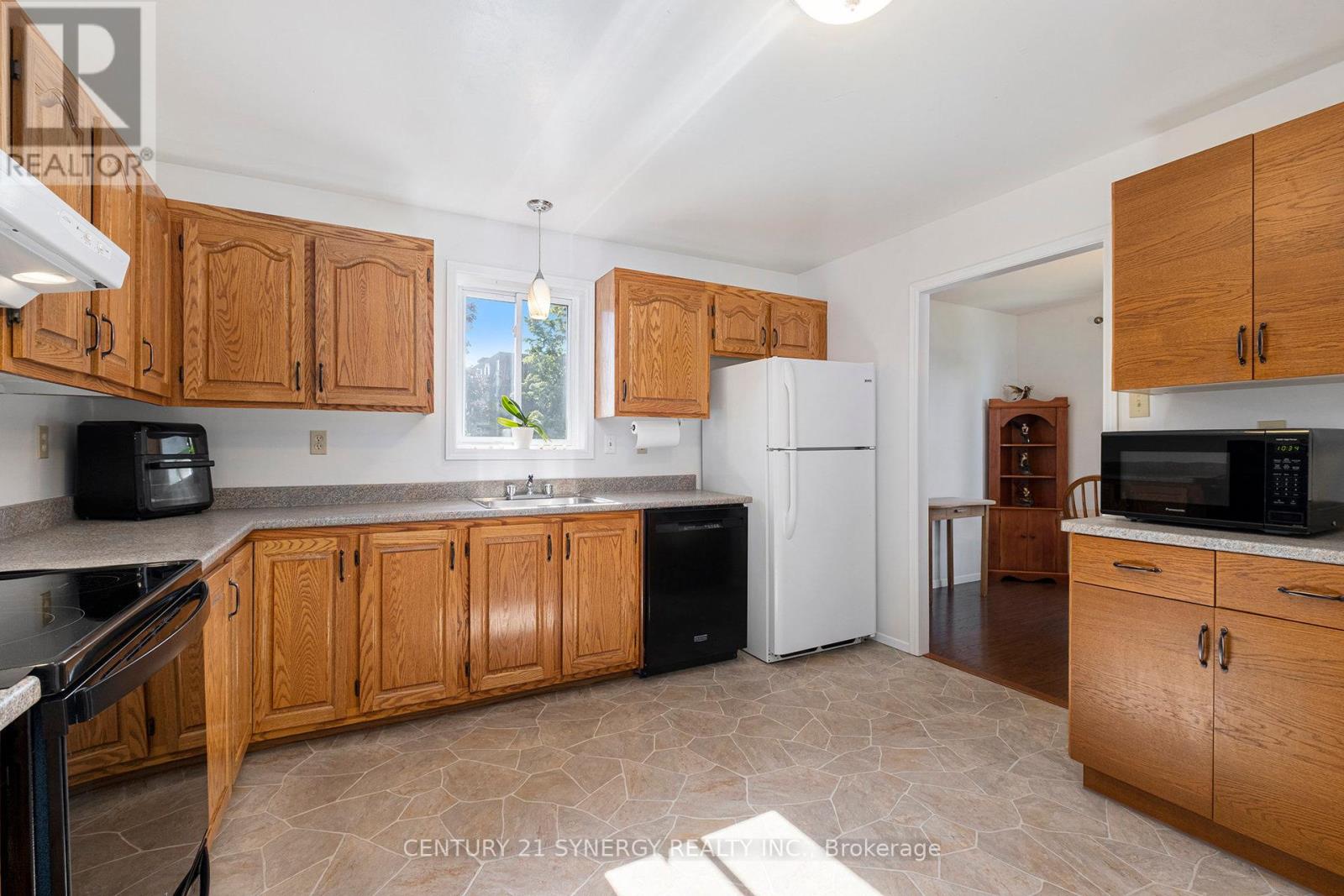 24 Elm Street E, Smiths Falls, Ontario  K7A 3S8 - Photo 7 - X12392847