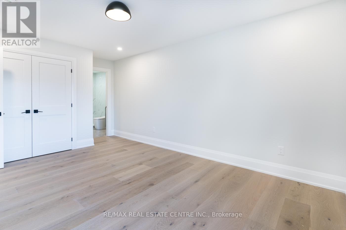 256 Mountain Road, Grimsby (Grimsby Escarpment), Ontario  L3M 4E7 - Photo 25 - X12392780