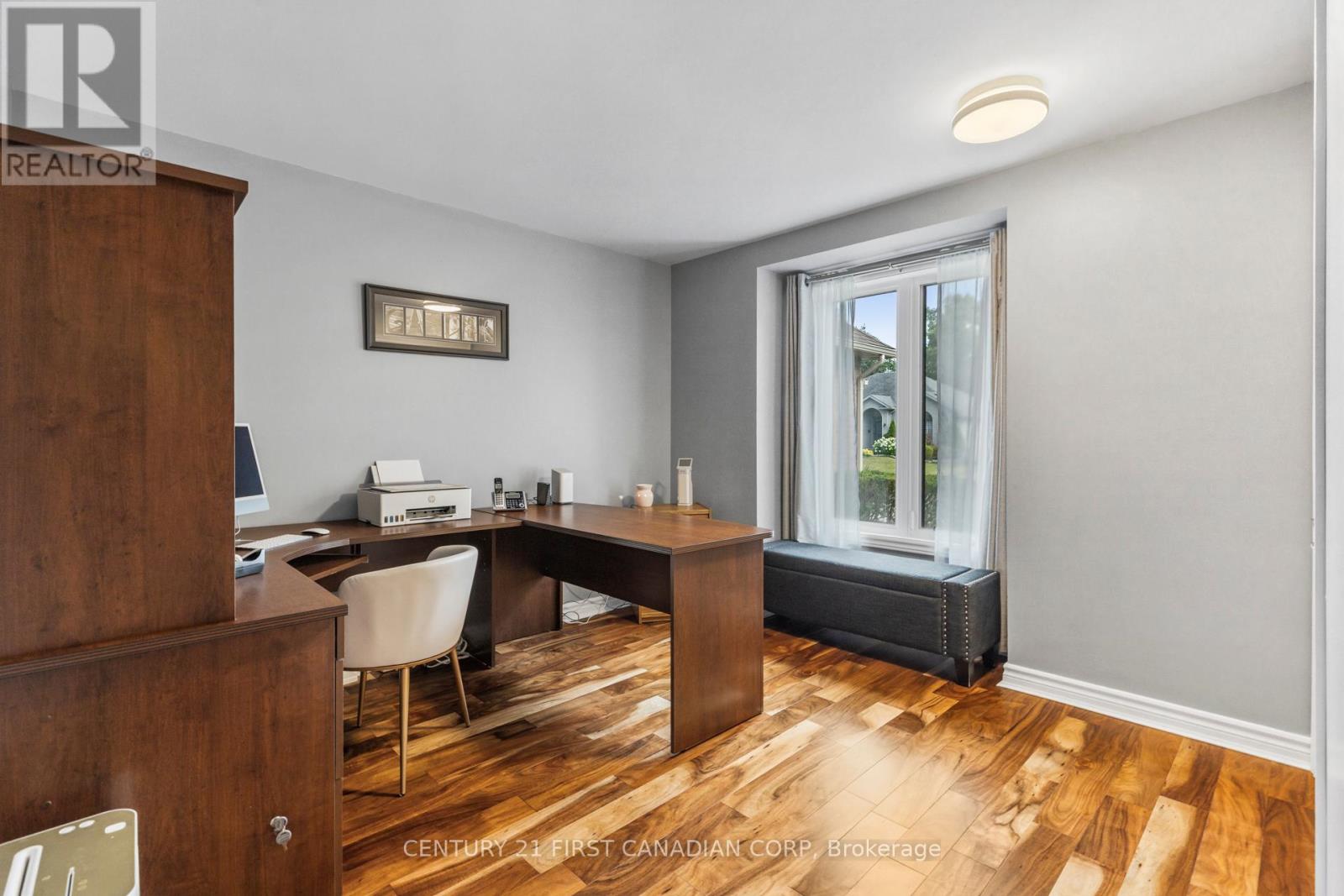 2 Longview Court, London South (South K), Ontario  N6K 4J1 - Photo 13 - X12392802