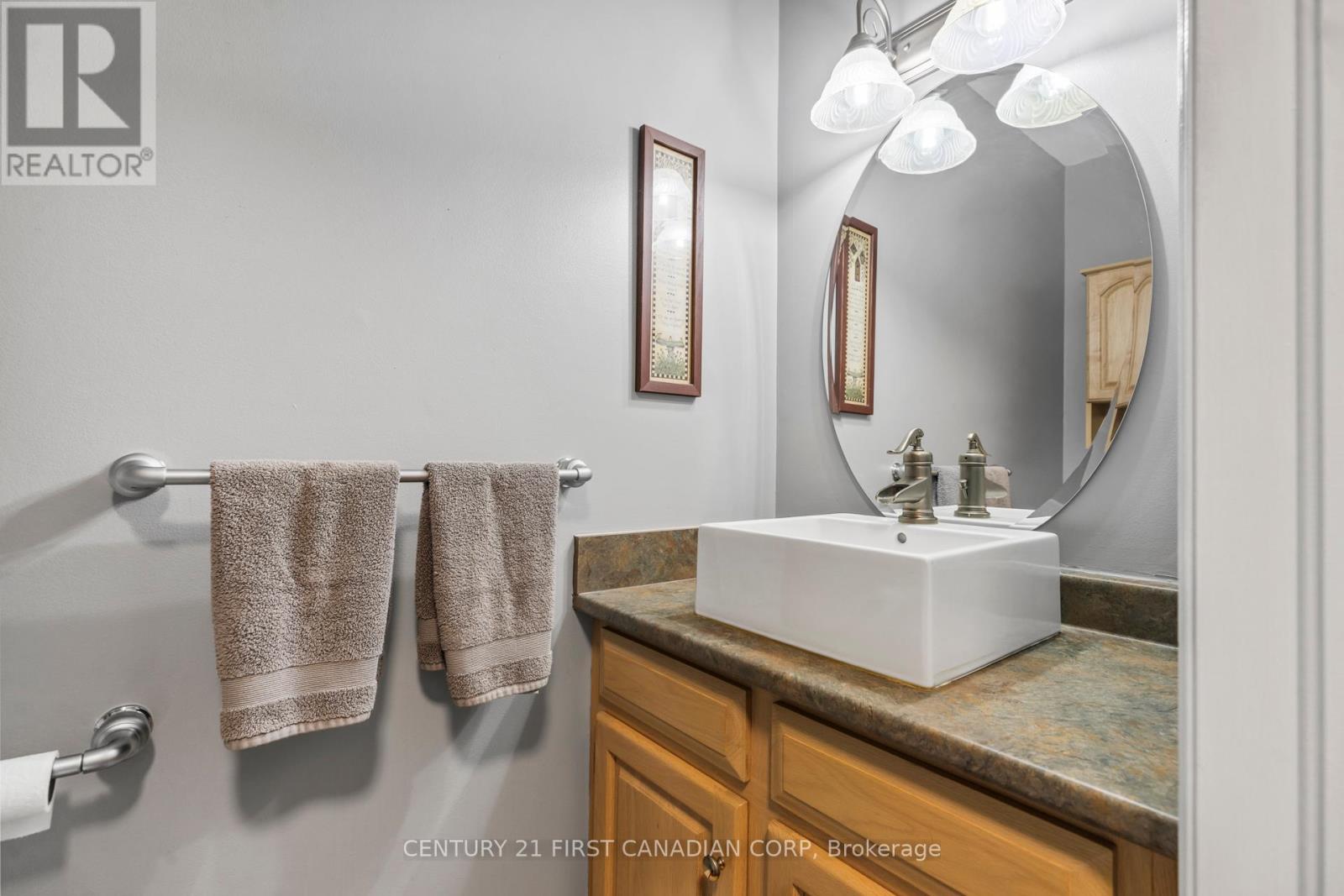 2 Longview Court, London South (South K), Ontario  N6K 4J1 - Photo 16 - X12392802