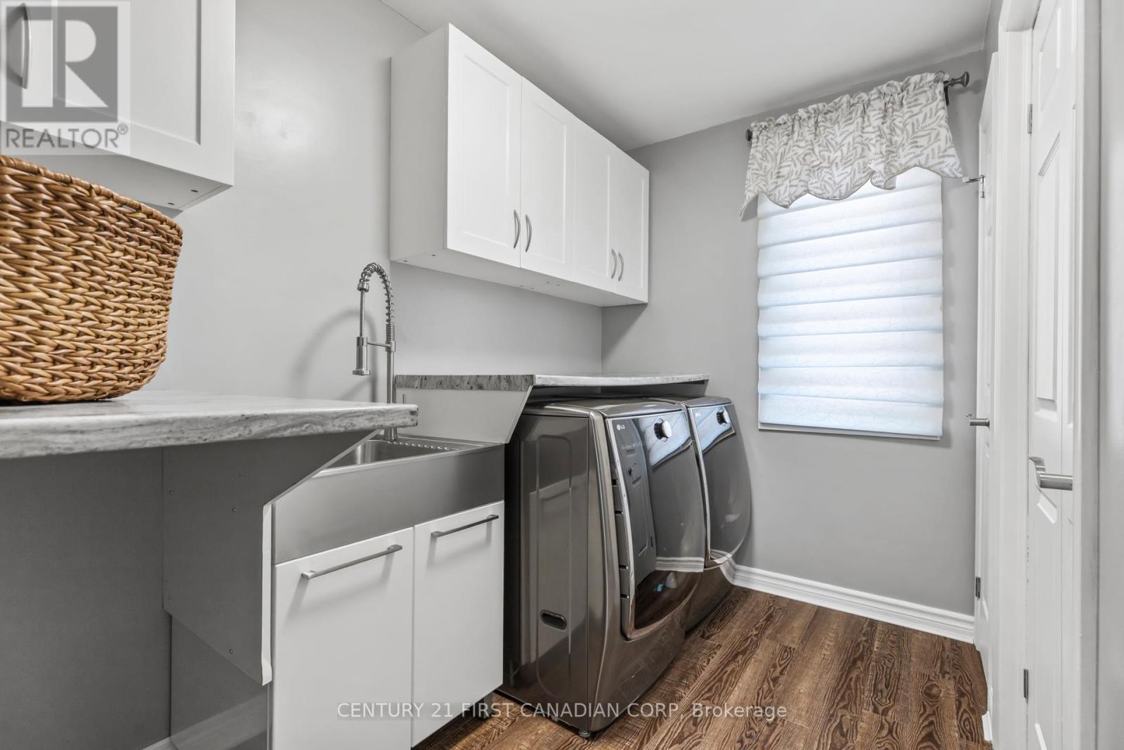 2 Longview Court, London South (South K), Ontario  N6K 4J1 - Photo 17 - X12392802