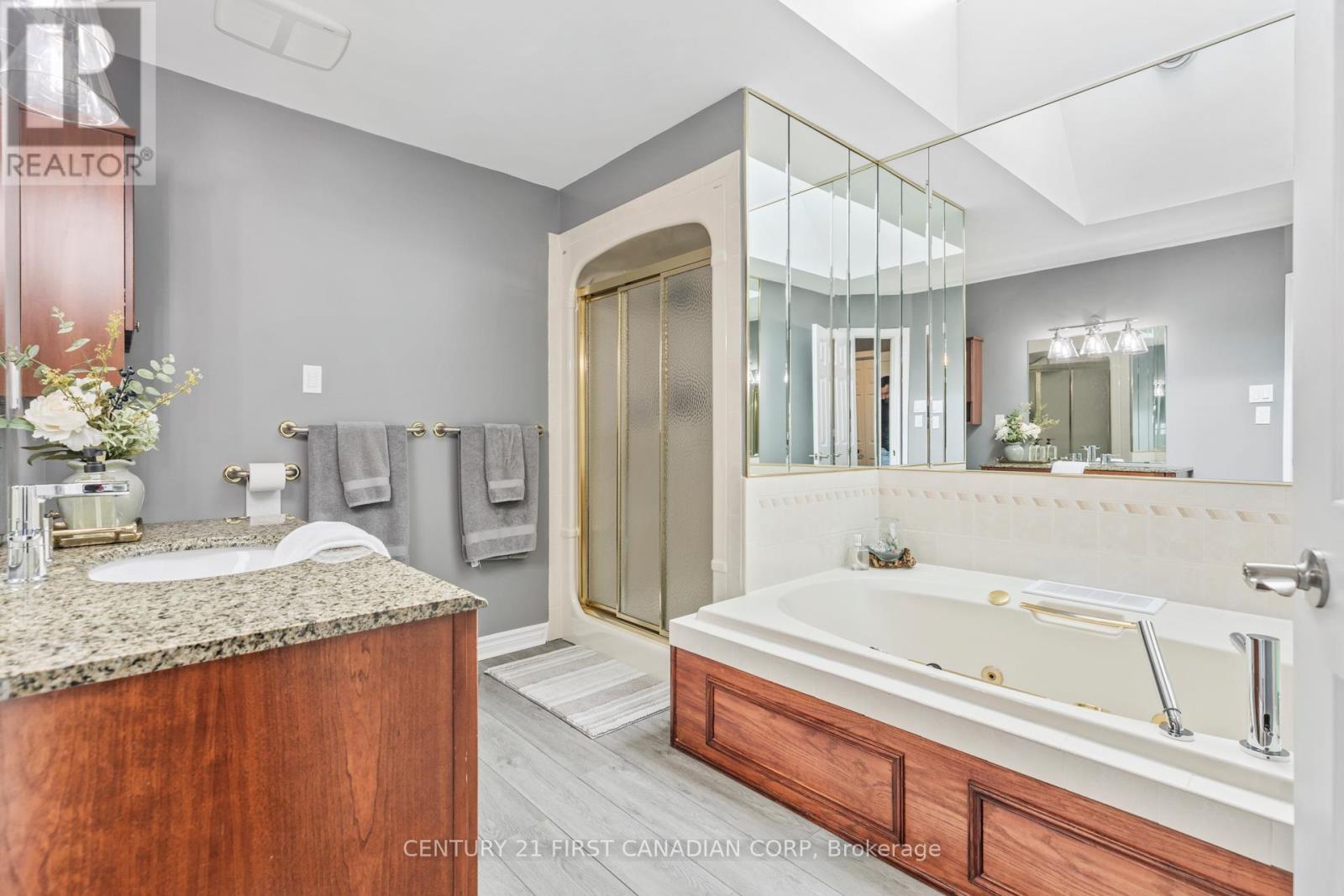 2 Longview Court, London South (South K), Ontario  N6K 4J1 - Photo 19 - X12392802