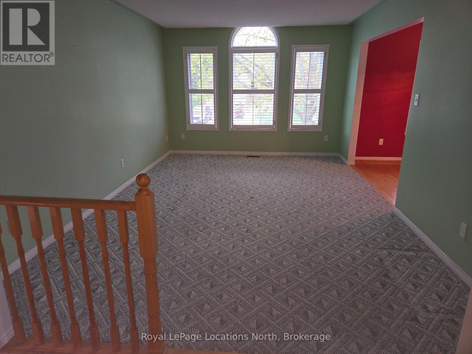 21 Langevin Drive, Wasaga Beach, Ontario  L9Z 1C6 - Photo 24 - S12392747