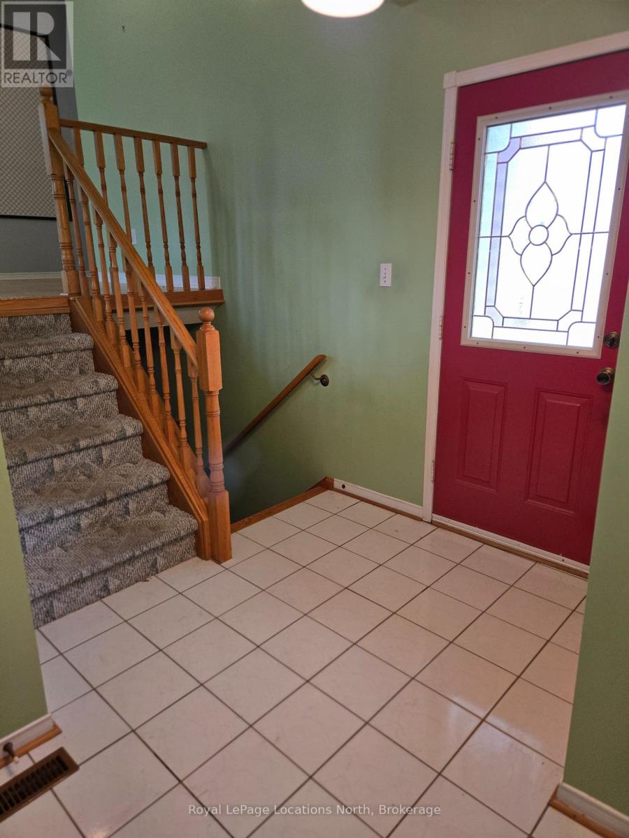 21 Langevin Drive, Wasaga Beach, Ontario  L9Z 1C6 - Photo 31 - S12392747