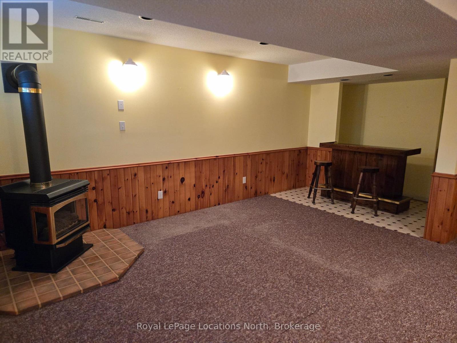 21 Langevin Drive, Wasaga Beach, Ontario  L9Z 1C6 - Photo 36 - S12392747