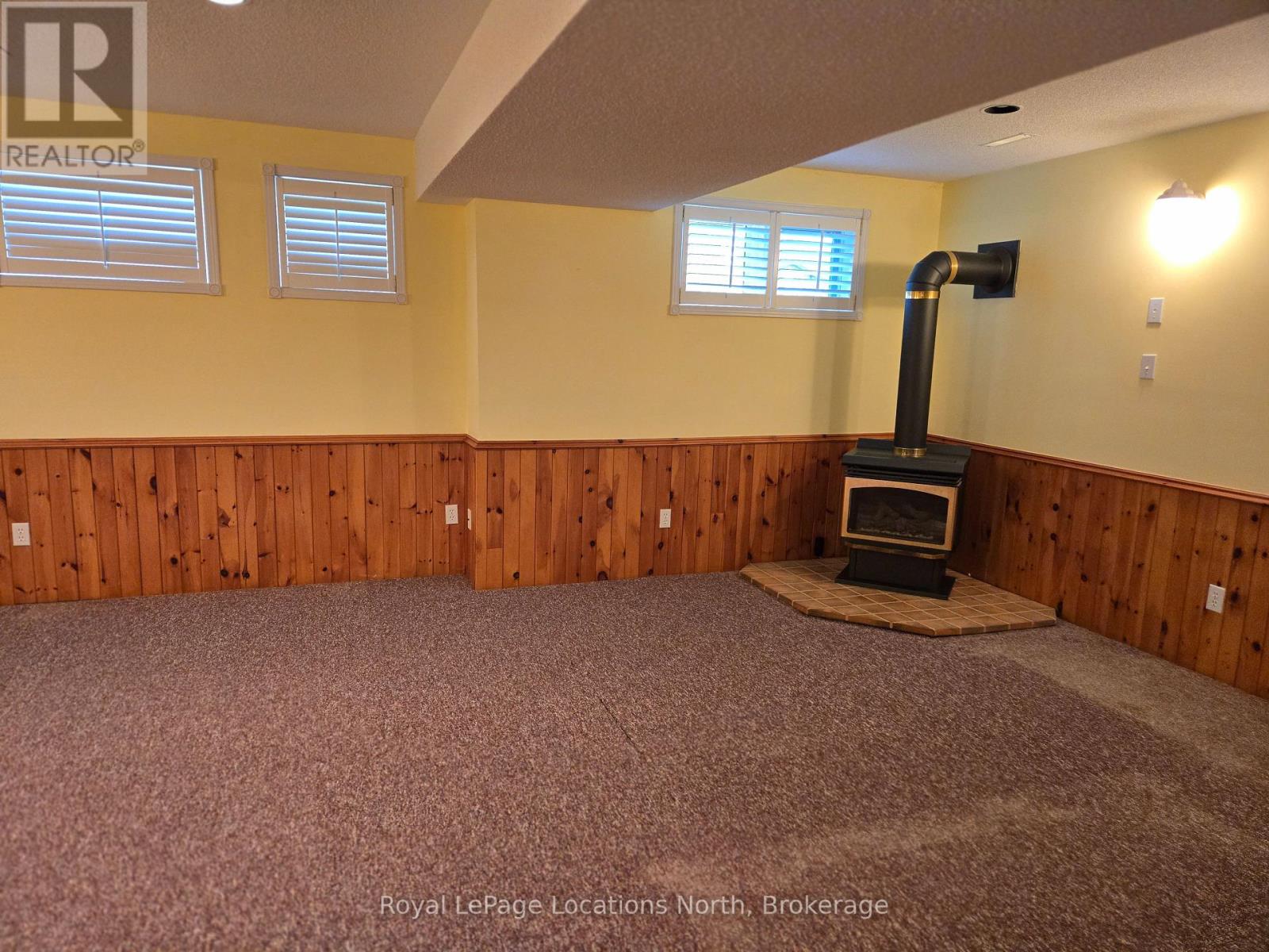 21 Langevin Drive, Wasaga Beach, Ontario  L9Z 1C6 - Photo 33 - S12392747