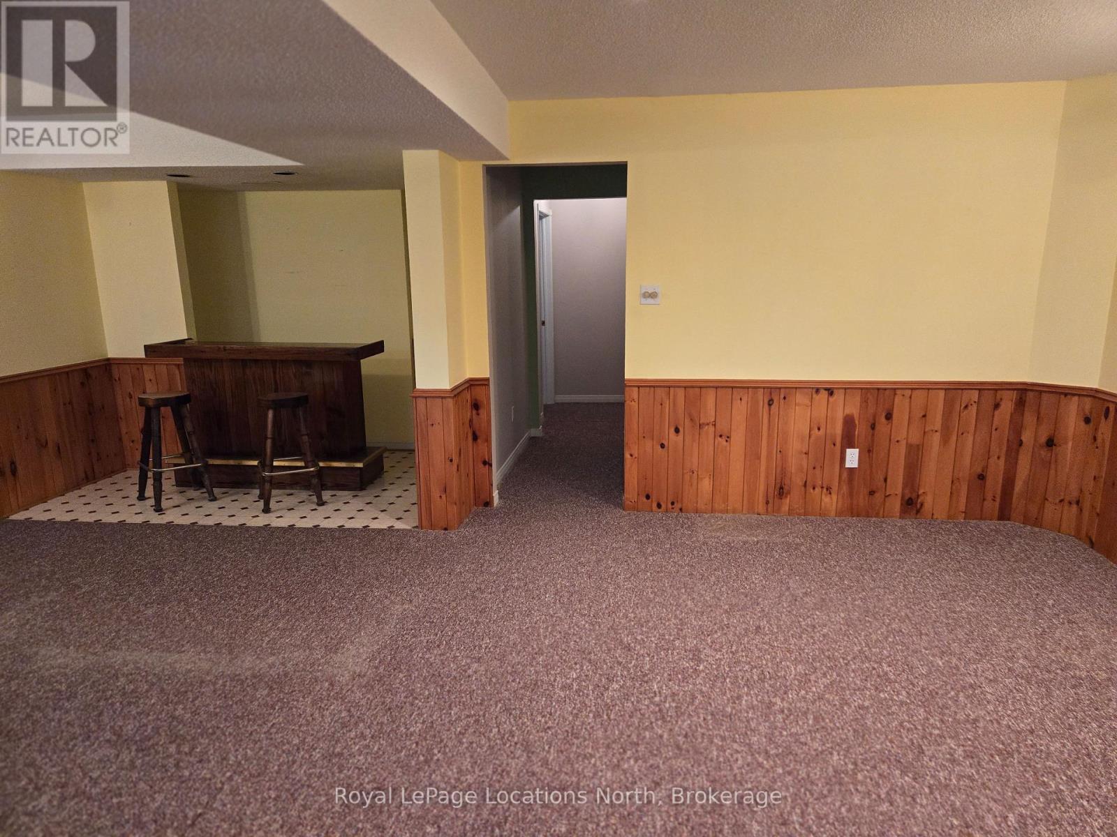 21 Langevin Drive, Wasaga Beach, Ontario  L9Z 1C6 - Photo 37 - S12392747