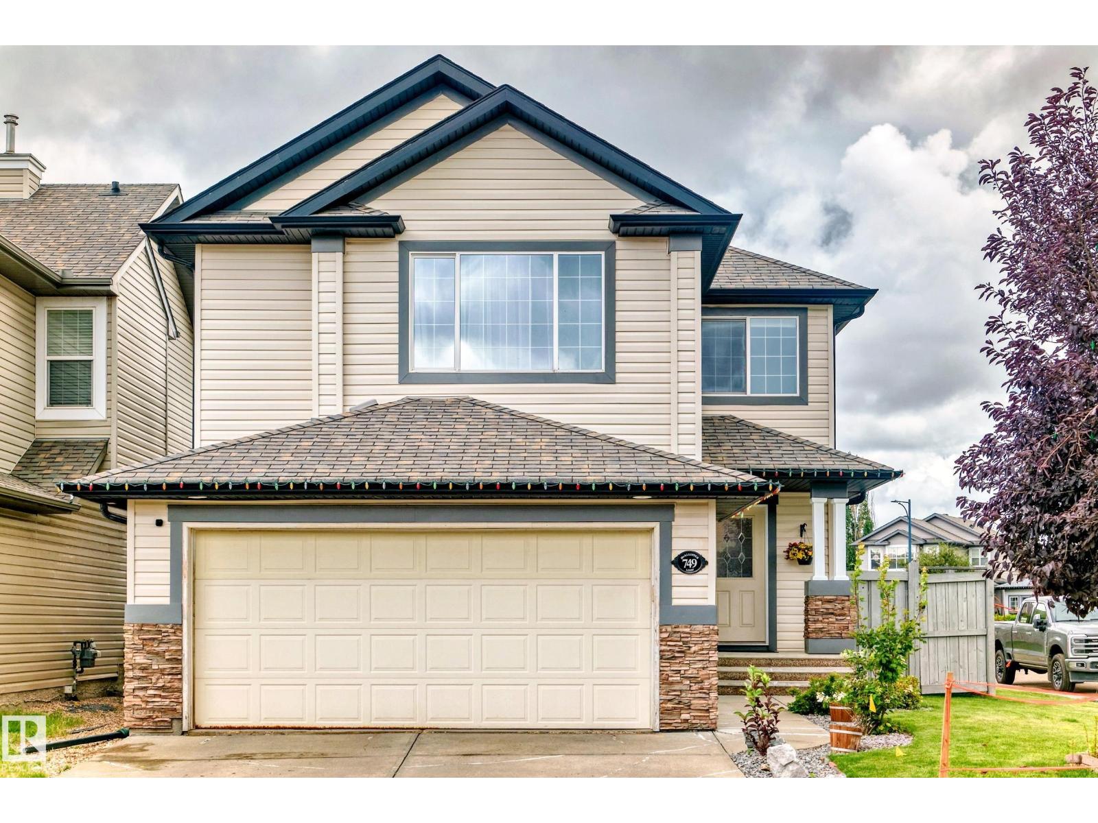 749 Mcallister Lo Sw, Edmonton, Alberta  T6W 1R5 - Photo 1 - E4456944