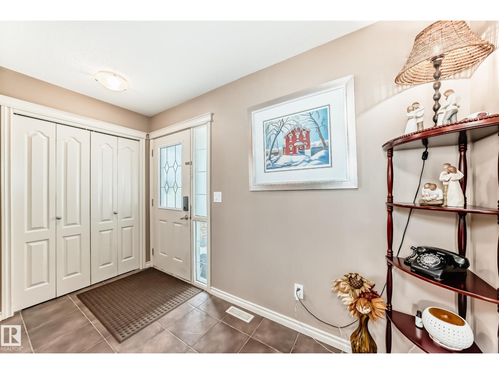 749 Mcallister Lo Sw, Edmonton, Alberta  T6W 1R5 - Photo 3 - E4456944