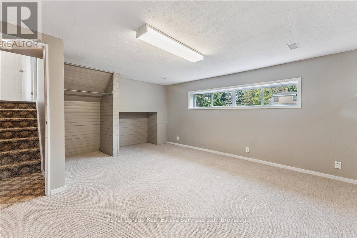 15 Queensdale Crescent, Guelph, Ontario  N1H 6W4 - Photo 23 - X12371346