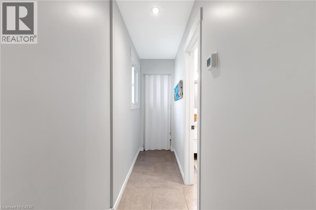 27 Aldridge Street, Hamilton, Ontario  L9C 2S9 - Photo 23 - 40767201