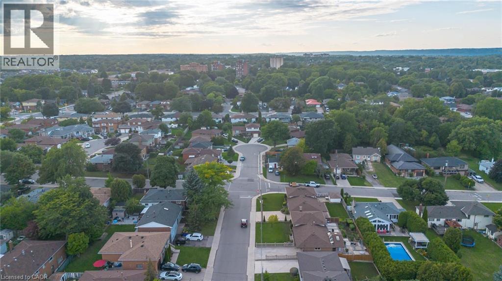 27 Aldridge Street, Hamilton, Ontario  L9C 2S9 - Photo 8 - 40767201