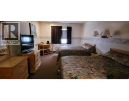 806 Laut Avenue, Crossfield, Ca