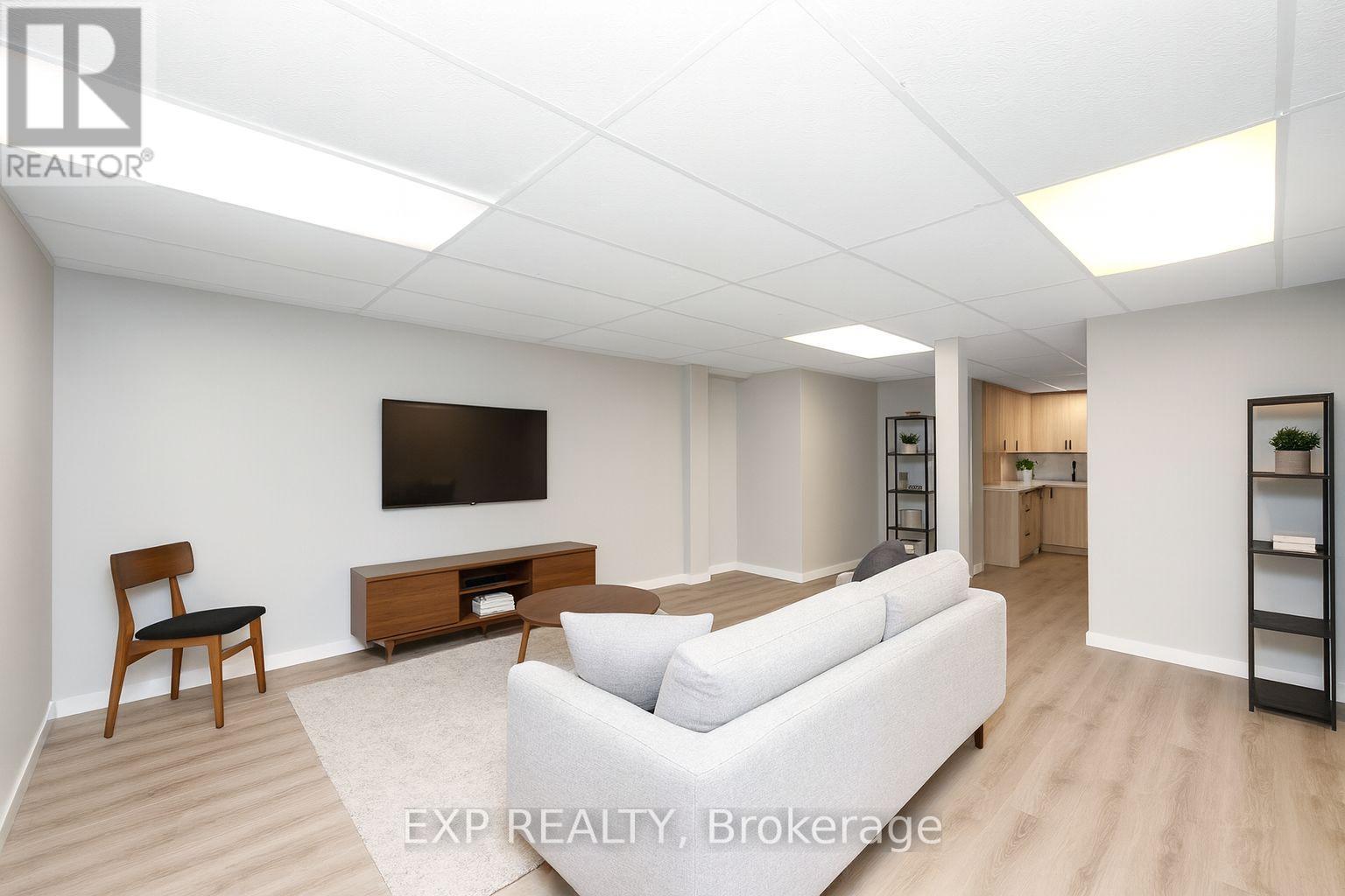 21 - 5017 Pinedale Avenue, Burlington (Appleby), Ontario  L7L 5J6 - Photo 23 - W12392808
