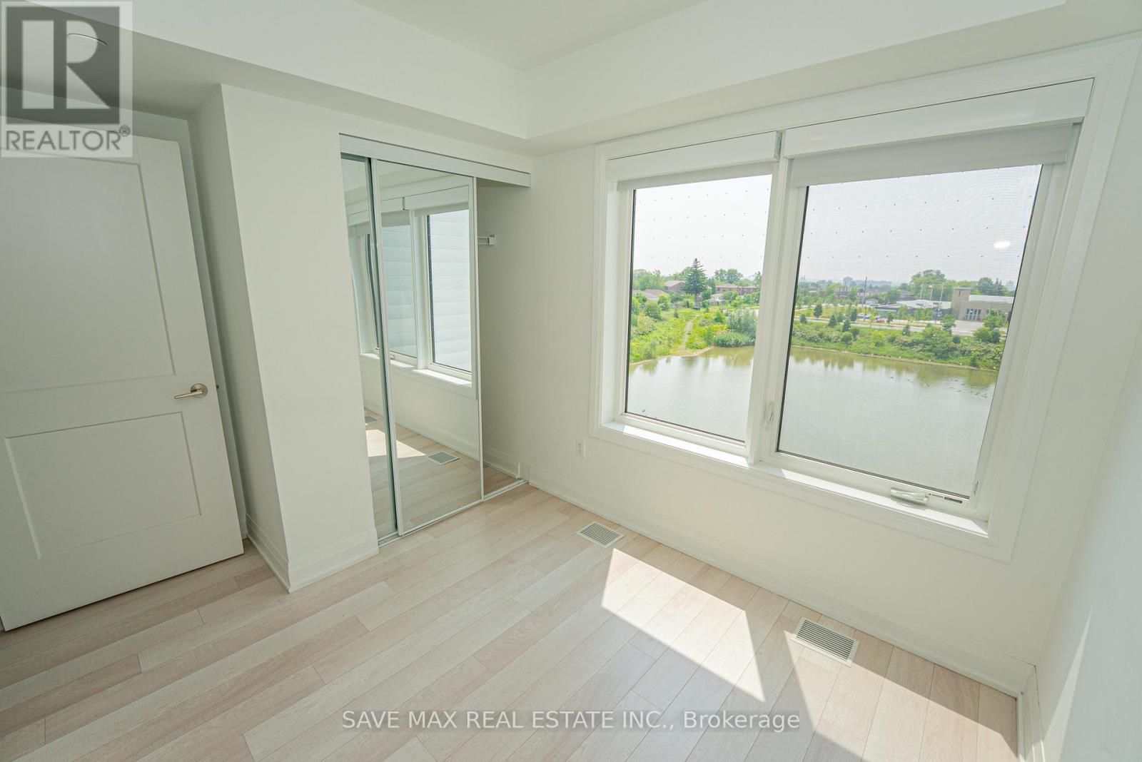 215 - 155 Downsview Park Boulevard, Toronto, Ontario  M3K 0E3 - Photo 21 - W12392840