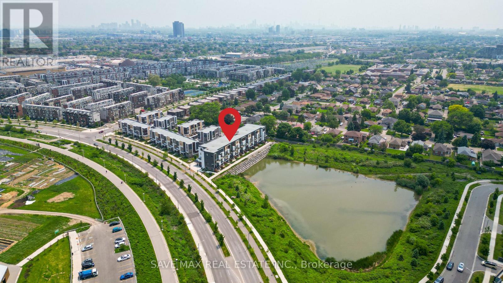 215 - 155 Downsview Park Boulevard, Toronto, Ontario  M3K 0E3 - Photo 4 - W12392840