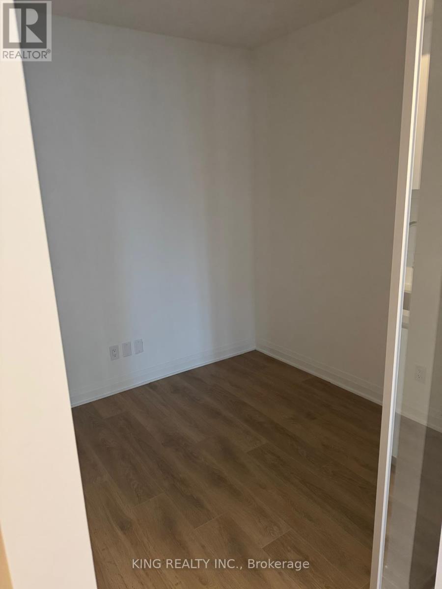 1001 - 4015 The Exchange Street, Mississauga, Ontario  L5B 0N9 - Photo 13 - W12392845