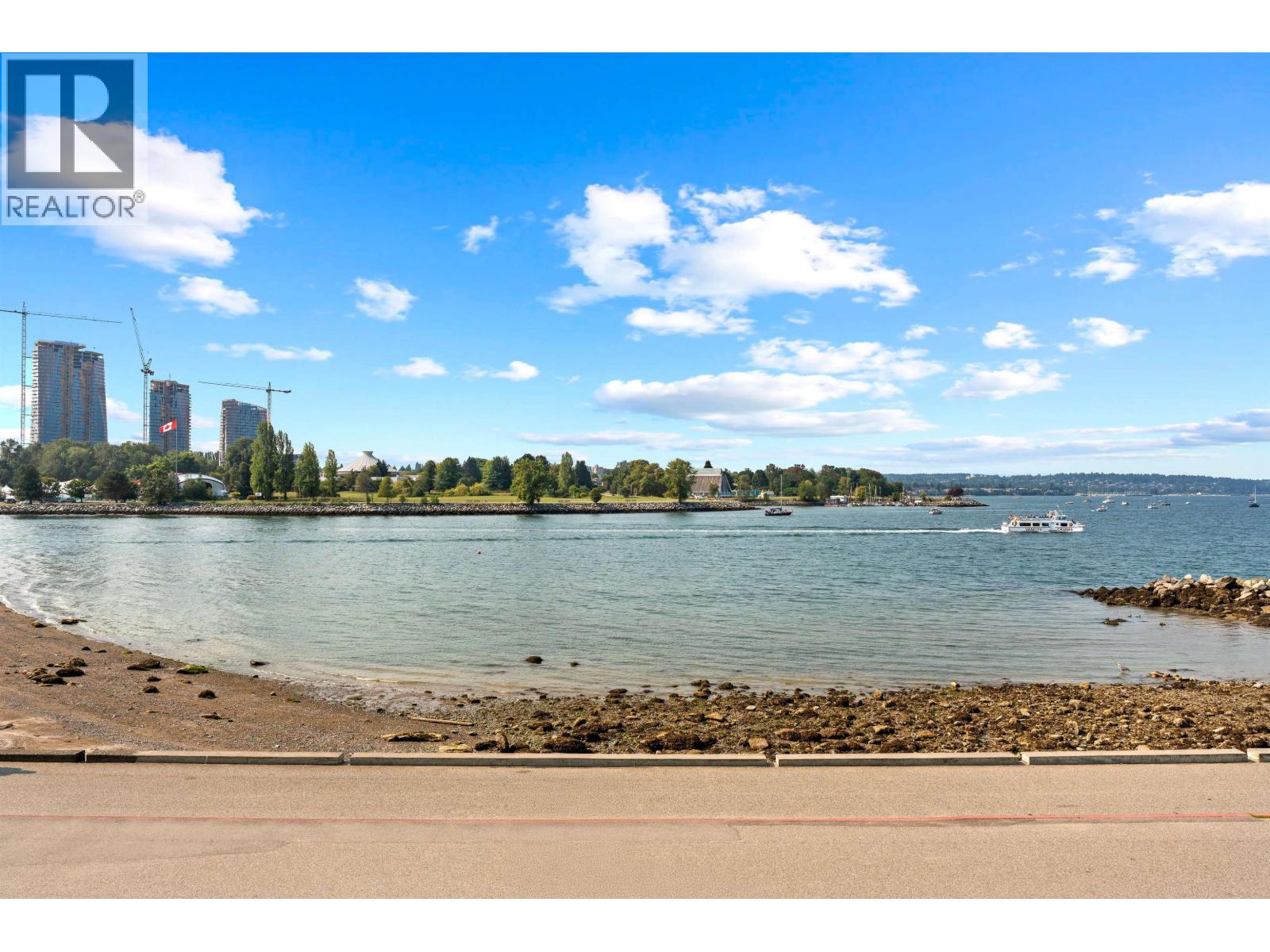 301 1406 Harwood Street, Vancouver, British Columbia  V6G 1X5 - Photo 24 - R3045857
