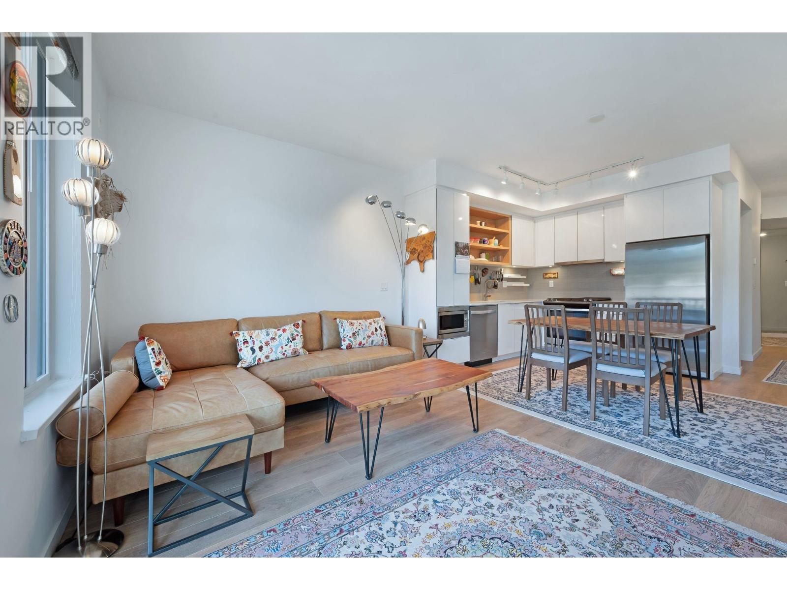 520 725 Marine Drive, North Vancouver, British Columbia  V7M 0G2 - Photo 1 - R3045858