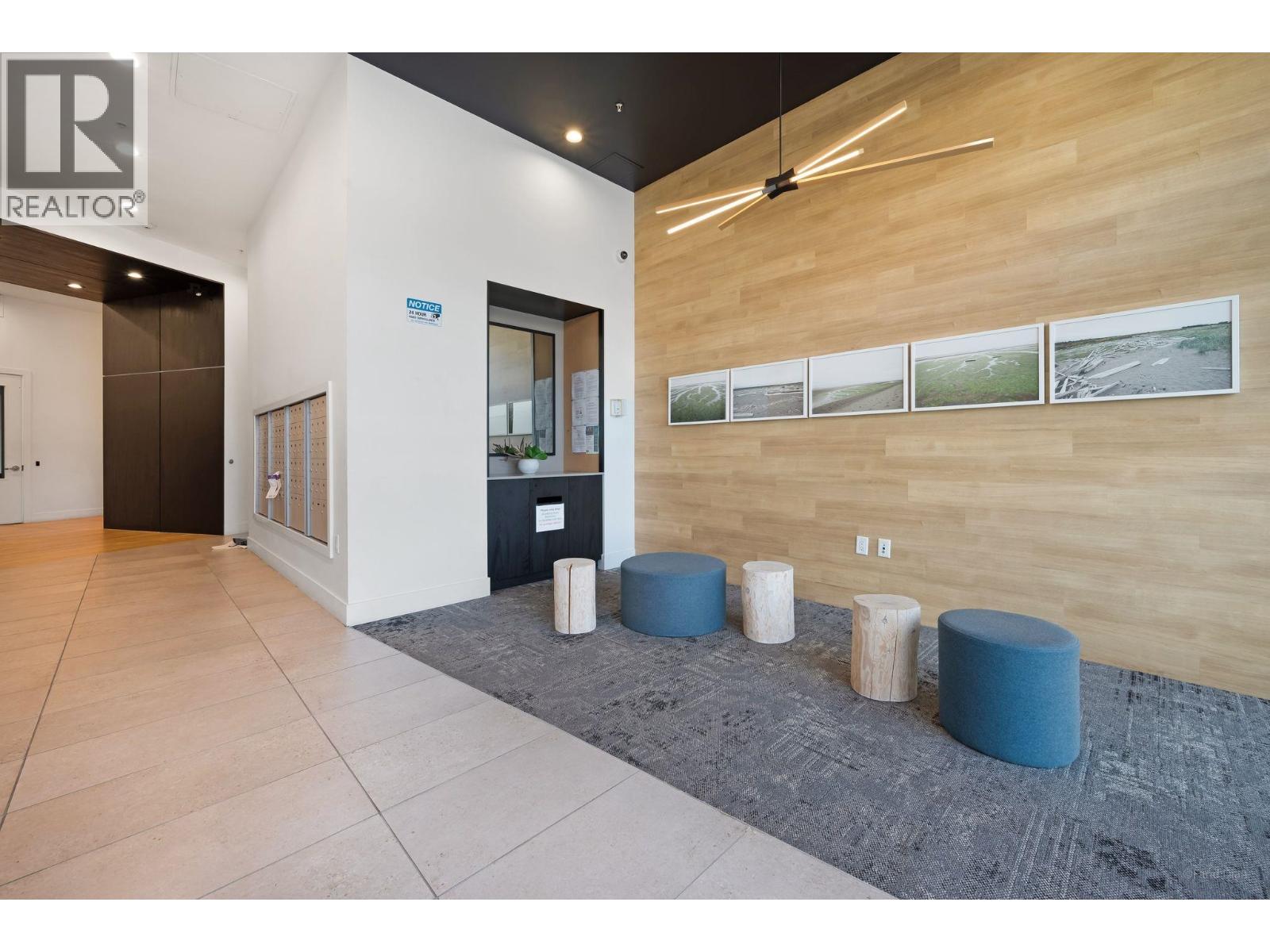 520 725 Marine Drive, North Vancouver, British Columbia  V7M 0G2 - Photo 12 - R3045858