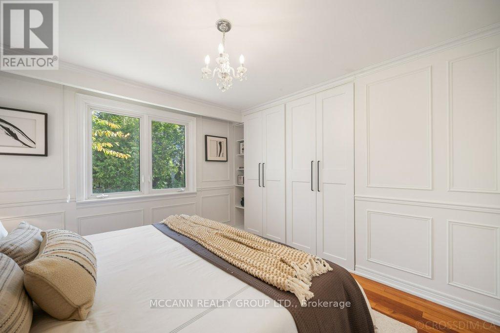7 Carswell Place, Toronto, Ontario  M9R 3K6 - Photo 17 - W12392495
